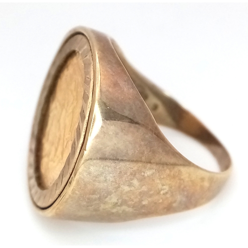 123 - A Classic Half Sovereign Ring. A 1982 Queen Elizabeth II, 22k gold half sovereign coin set in a 9K S... 