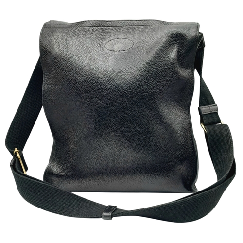 387 - A Mulberry Antony Black Leather Messenger Bag. Grained leather exterior with brass-toned hardware, a... 