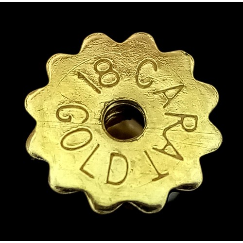 167 - A Pair of 18K Gold and Pearl Stud Earrings. Pearl - 6/7mm. 2g total weight.