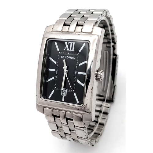 483 - Gentleman’s SEKONDA QUARTZ 3771 WRISTWATCH. Stainless Steel Bracelet Model having large  Square Blac... 