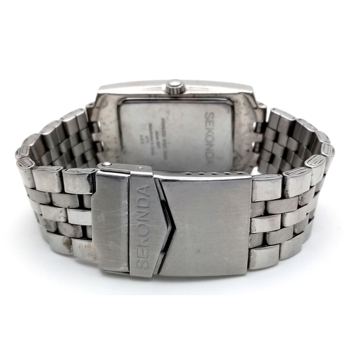 483 - Gentleman’s SEKONDA QUARTZ 3771 WRISTWATCH. Stainless Steel Bracelet Model having large  Square Blac... 