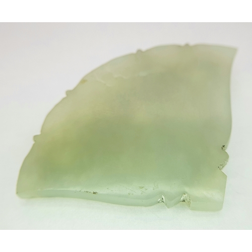 193 - An Antique Mughal-Style Haldili Jade and Gold Inlay Precious Gemstone Amulet. Featuring an inlay of ... 