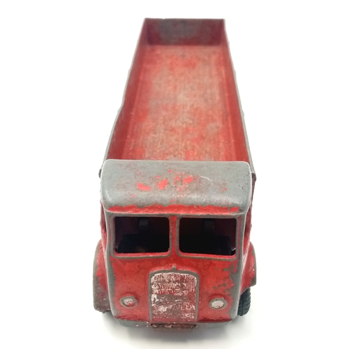 119 - Two Dinky toys Foden trucks, 501 and 502. Playworn. Please see photos.