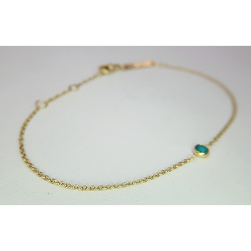 666 - A 14K Yellow Gold Bracelet with Turquoise Accent. 18cm. 0.9g. MT11.