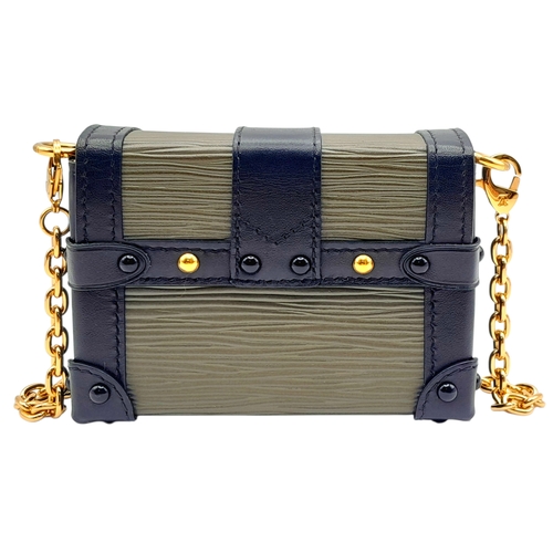 64 - A Louis Vuitton Petite Malle Style Mini Chain Bag. Crafted in green textured leather panels with bla... 