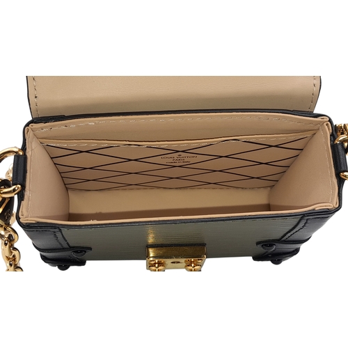 64 - A Louis Vuitton Petite Malle Style Mini Chain Bag. Crafted in green textured leather panels with bla... 
