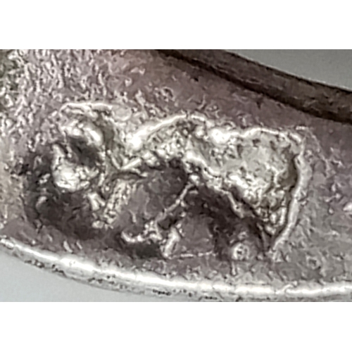 77 - Vintage Heavy Gauge SILVER CHAIN NECKLACE.  51.9 Grams. 40 cm.