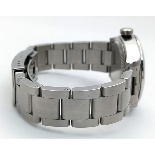 89 - A Tudor Black Bay Automatic Ladies Watch. Model 79580. Stainless steel bracelet and case - 32mm. Sil... 