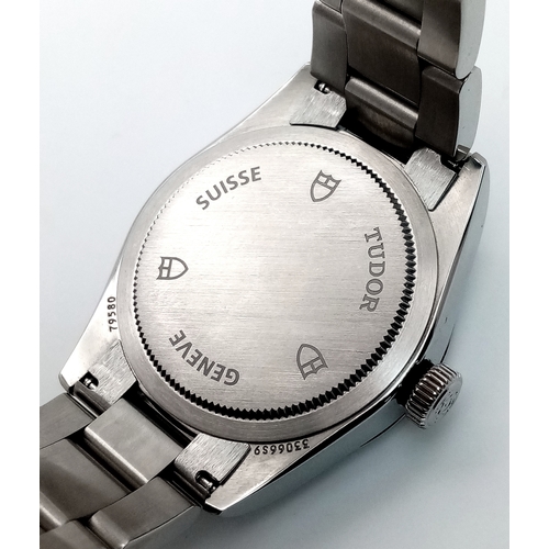 89 - A Tudor Black Bay Automatic Ladies Watch. Model 79580. Stainless steel bracelet and case - 32mm. Sil... 