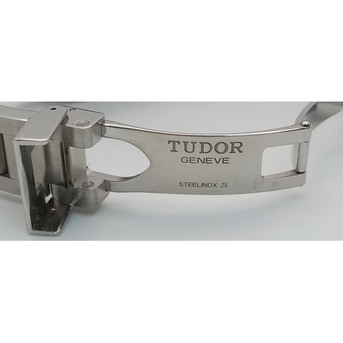 89 - A Tudor Black Bay Automatic Ladies Watch. Model 79580. Stainless steel bracelet and case - 32mm. Sil... 