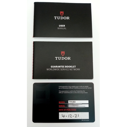 89 - A Tudor Black Bay Automatic Ladies Watch. Model 79580. Stainless steel bracelet and case - 32mm. Sil... 