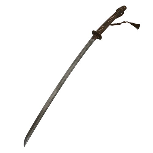 100 - A One Million Yen Japanese Sword with Silver Mon. A WWII Japanese army officer's sword with the kabu... 