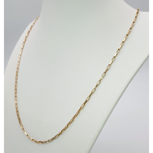 117 - A 9K Yellow Gold Elongated Venetian Link Chain/Necklace. 
52cm. 4.77g.