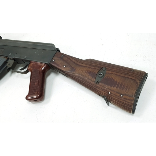 213 - A Deactivated Polish Radom AK47 Assault Rifle. 7.62mm calibre. 15 inch barrel length. Markings for 1... 
