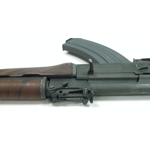 213 - A Deactivated Polish Radom AK47 Assault Rifle. 7.62mm calibre. 15 inch barrel length. Markings for 1... 