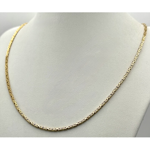 231 - Beautiful 9 CARAT GOLD FANCY BOX CHAIN NECKLACE. Full UK hallmark.  8.7 Grams. 46 cm.