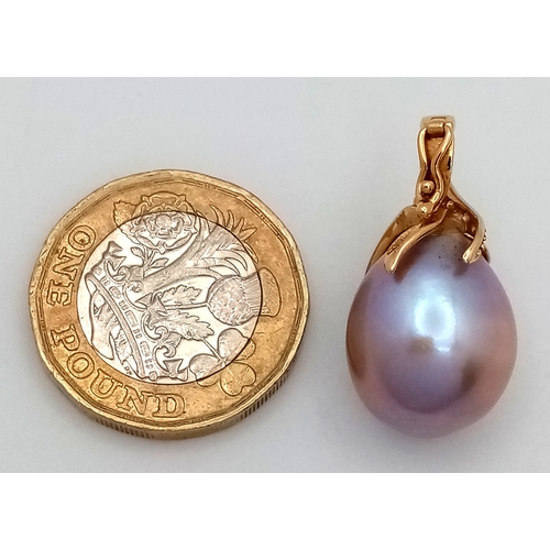237 - An 18K Yellow Gold and Diamond Lavender Freshwater Pearl Drop Pendant. 2.5cm. MT74.