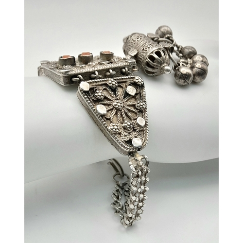 343 - Antique FAR EASTERN DANCERS SILVER  BRACELET. Full of intricate SILVER DETAIL. Please see pictures. ... 