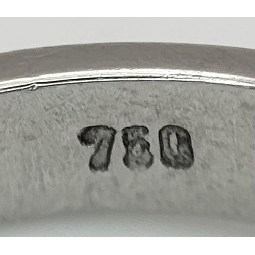 360 - An 18K Yellow Gold Diamond Cocktail Ring. A c.0.80ct radiant cut diamond sits in a split shank havin... 