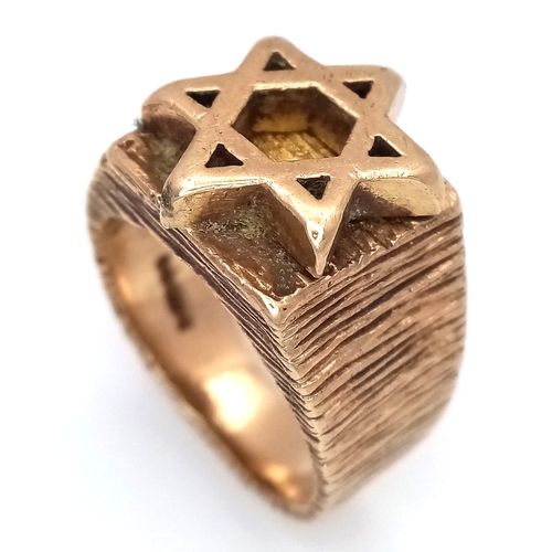 67 - A 9K Gold Ornate Star of David Signet Ring. Size M 1/2. 11.5g.