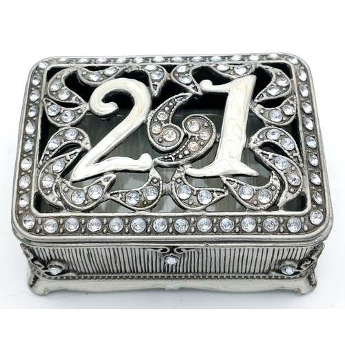 337 - A Small Decorative Trinket Box with Removable Lid. Features rectangular form with ornate detailing, ... 