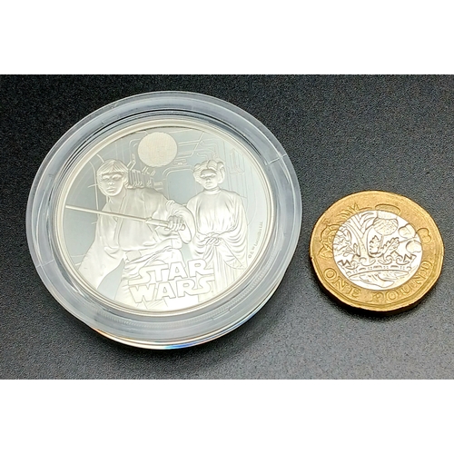 638 - A Royal Mint 1oz Fine Silver (.999) Star Wars Proof £2 Coin - Luke Skywalker and Princess Leia. Limi... 