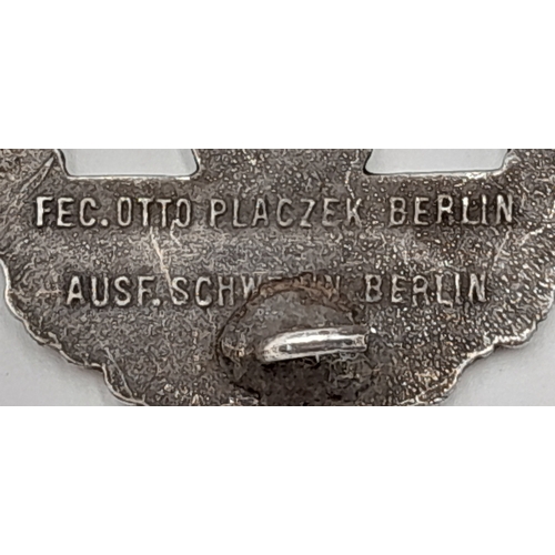 617 - WW2 German Kriegsmarine Mine Sweepers Badge. Maker Marked: