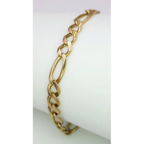 18 - A 9K Yellow Gold Figaro Link Bracelet. 19cm. 8.16g.