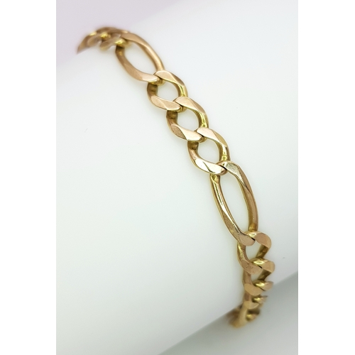18 - A 9K Yellow Gold Figaro Link Bracelet. 19cm. 8.16g.