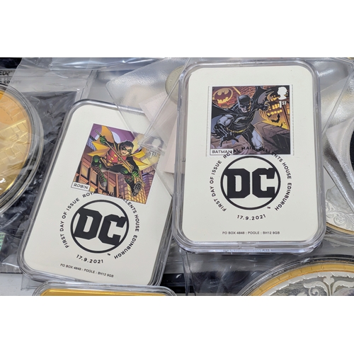 660 - A Large Collection of Mixed Coins and Medallions - Most being in Uncirculated or Proof condition wit... 