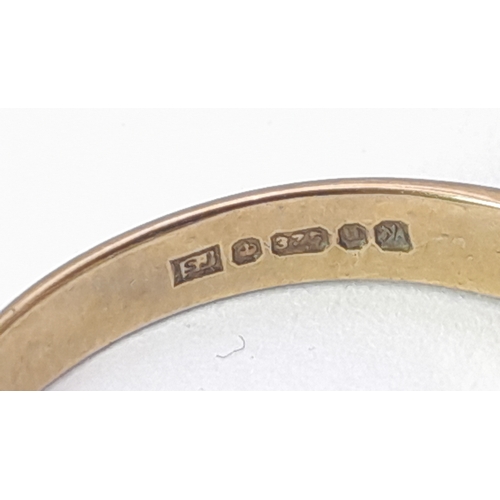 28 - Vintage 9 CARAT GOLD,  FULLY HALLMARKED DIAMOND RING. 2.0 GRAMS. Size P 1/2 - Q.