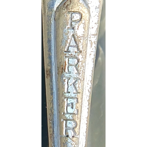 56 - Vintage PARKER FOUNTAIN PEN. 14 CARAT GOLD NIB. Marble Finish. Please see pictures.