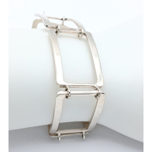 637 - Fabulous Geometric SILVER BRACELET with Large Rectangular OPEN SILVER PANELS.  16 .5 Grams. 18.5 cm.