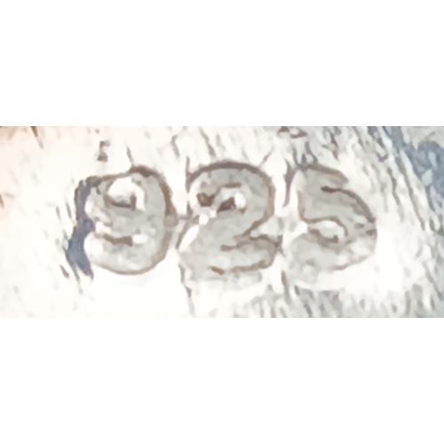 637 - Fabulous Geometric SILVER BRACELET with Large Rectangular OPEN SILVER PANELS.  16 .5 Grams. 18.5 cm.