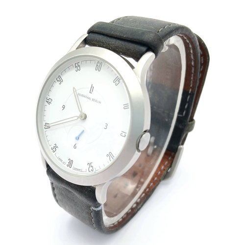 1196 - A LILIENTHAL BERLIN, LEATHER STRAP WATCH. IN FULL WORKING ORDER. WITH ORIGINAL STRAP AND BUCKLE. S/A... 