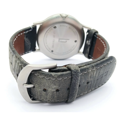 1196 - A LILIENTHAL BERLIN, LEATHER STRAP WATCH. IN FULL WORKING ORDER. WITH ORIGINAL STRAP AND BUCKLE. S/A... 