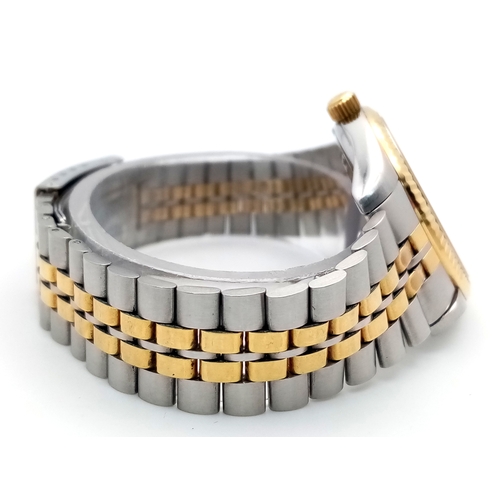 640 - A Stylish Longines Quartz Ladies Watch. Two tone stainless steel bracelet and case - 33mm. White dia... 