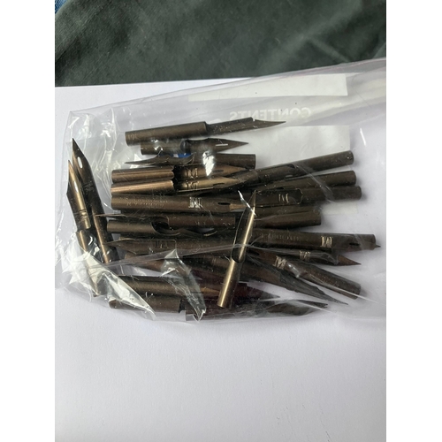 651 - Bag of Unused Vintage WILLIAM MITCHELL ‘NIBS’. Approx 40 Pieces.