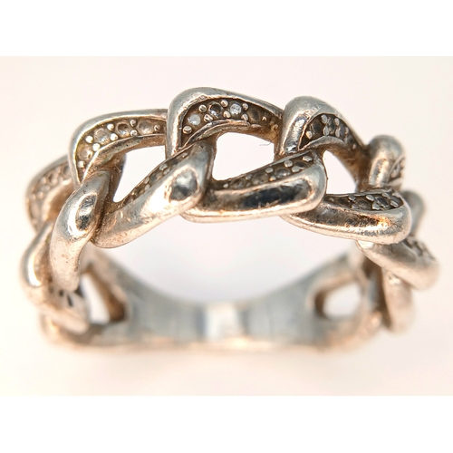 1572 - A Sterling Silver Cuban Chain Link Ring. Size P, Hallmarked 925. Total Weight 5.74 Grams.