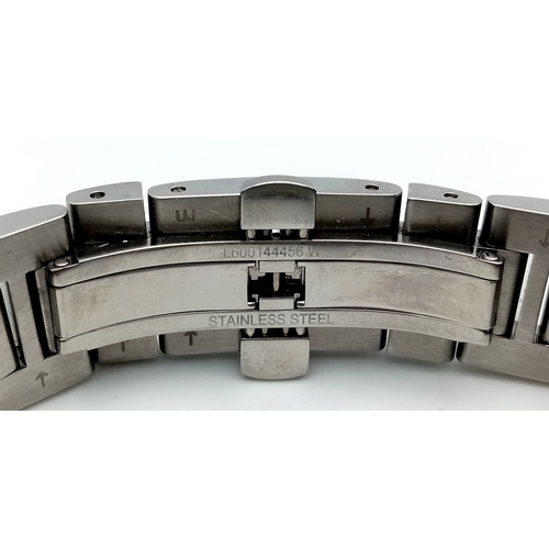 668 - A Longines Conquest Quartz Ladies Watch. Stainless steel bracelet and case - 34mm. Tiffany blue dial... 