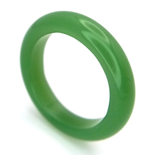 664 - A Jade Band Ring Size O. Measures 5mm Band Width and weighs 1.9 Grams