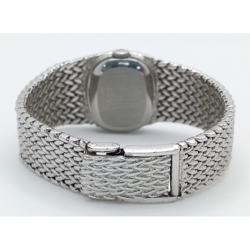 1197 - A Vintage Girard-Perregaux Mechanical Ladies Watch. Stainless steel mesh bracelet and integrated cas... 
