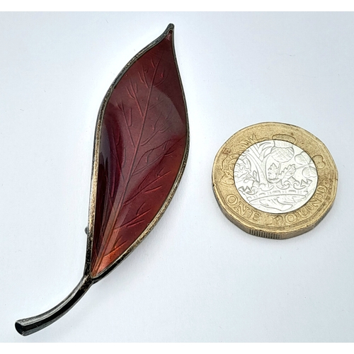 667 - A David Andersen Sterling Silver and Red Enamel Leaf Shaped Pin Brooch. Hallmarked D-A 925S Norway S... 