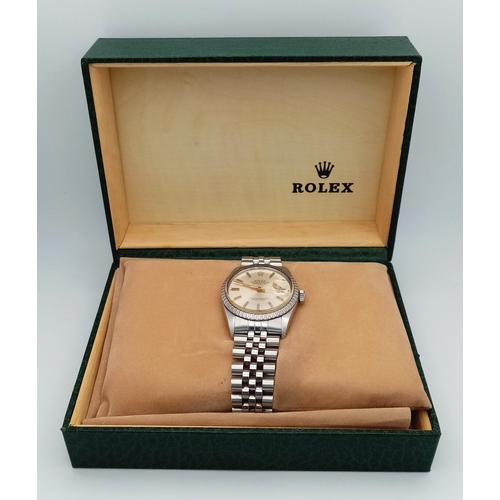 17 - A Rolex Oyster Perpetual Datejust Gents Watch. Model 16030. Stainless steel bracelet and case - 36mm... 