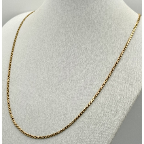 535 - A 9K Yellow Gold D 'S' Link Chain/Necklace. 40cm. 3.9g.