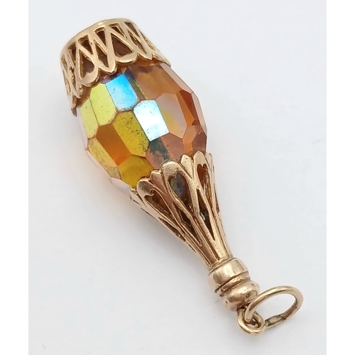 14 - Fully Hallmarked 9 CARAT GOLD ‘WINE CARAFE’  PENDANT. 5.14 Grams. 3.5 cm Drop. Please see pictures.