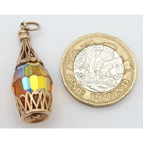 14 - Fully Hallmarked 9 CARAT GOLD ‘WINE CARAFE’  PENDANT. 5.14 Grams. 3.5 cm Drop. Please see pictures.