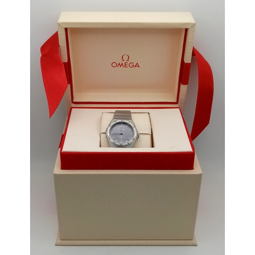 522 - An Omega Constellation Quartz Ladies Watch. Model 13110886060002. Stainless steel bracelet and case ... 