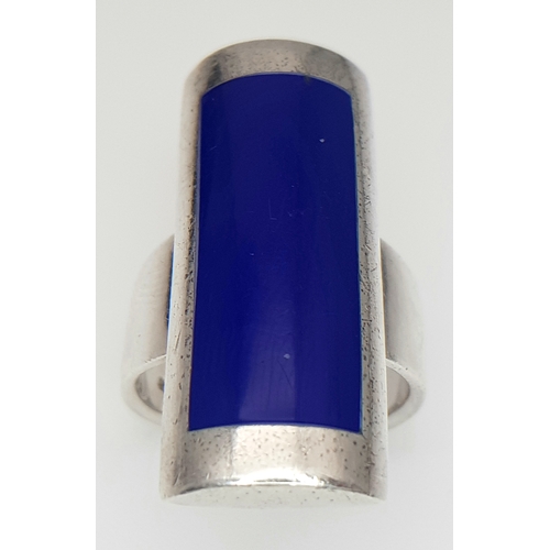 553 - A Magnificent Vintage SILVER and LAPIS RING. Size P. Absolute Statement Piece, Please see pictures.