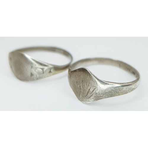 136 - 2X small sterling silver band rings. Total weight 2.3G. Size I